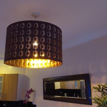 Must See, Quality 1 Bed, Romford, 20 Mins C.London المظهر الخارجي الصورة