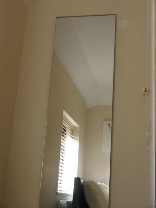 Must See, Quality 1 Bed, Romford, 20 Mins C.London المظهر الخارجي الصورة